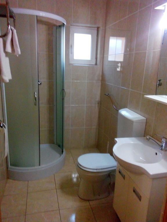 Pensiunea Vladut Timisoara Habitación foto